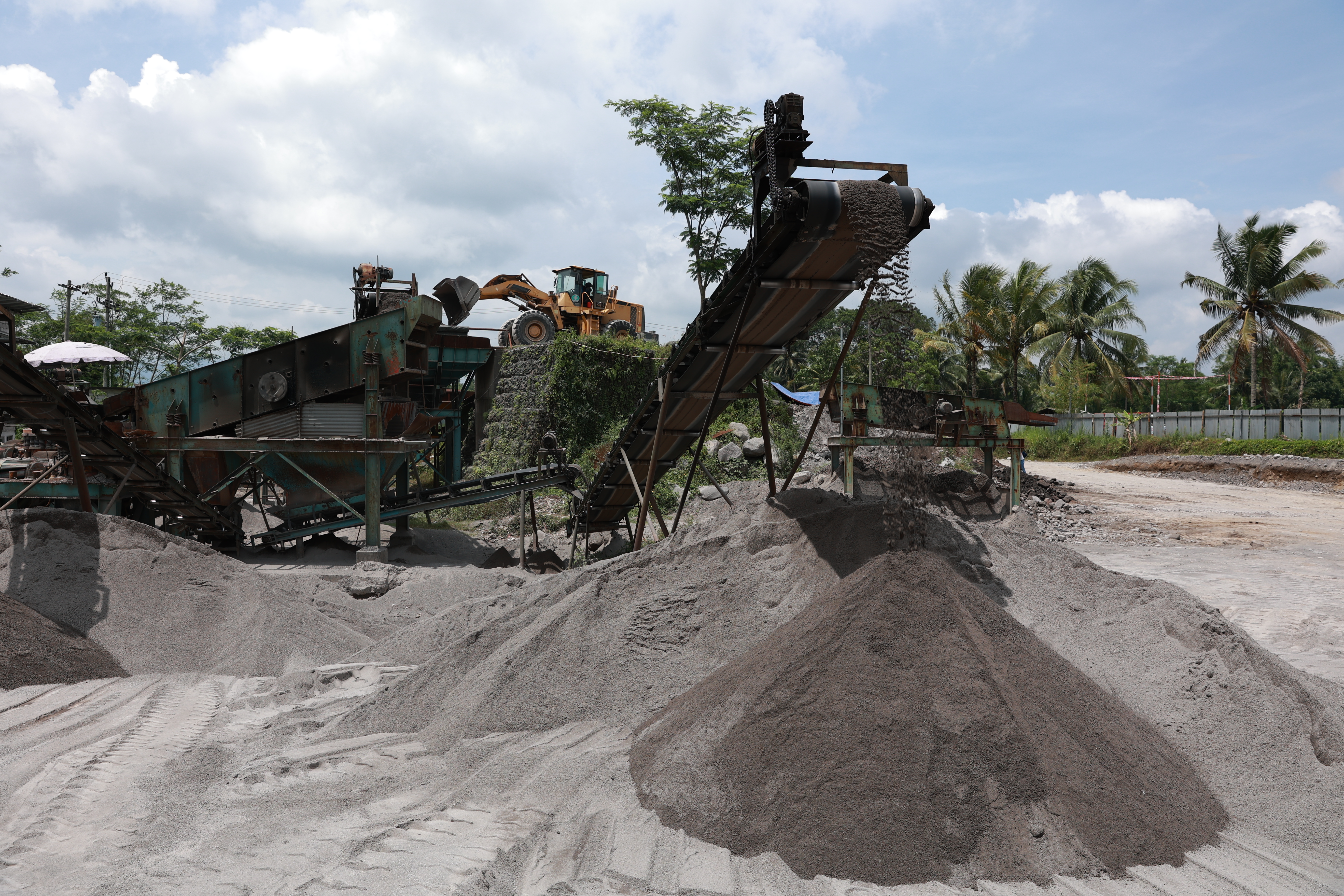 Basalt crushing operation